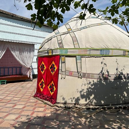 Guest House "Nika", Nukus Zewnętrze zdjęcie