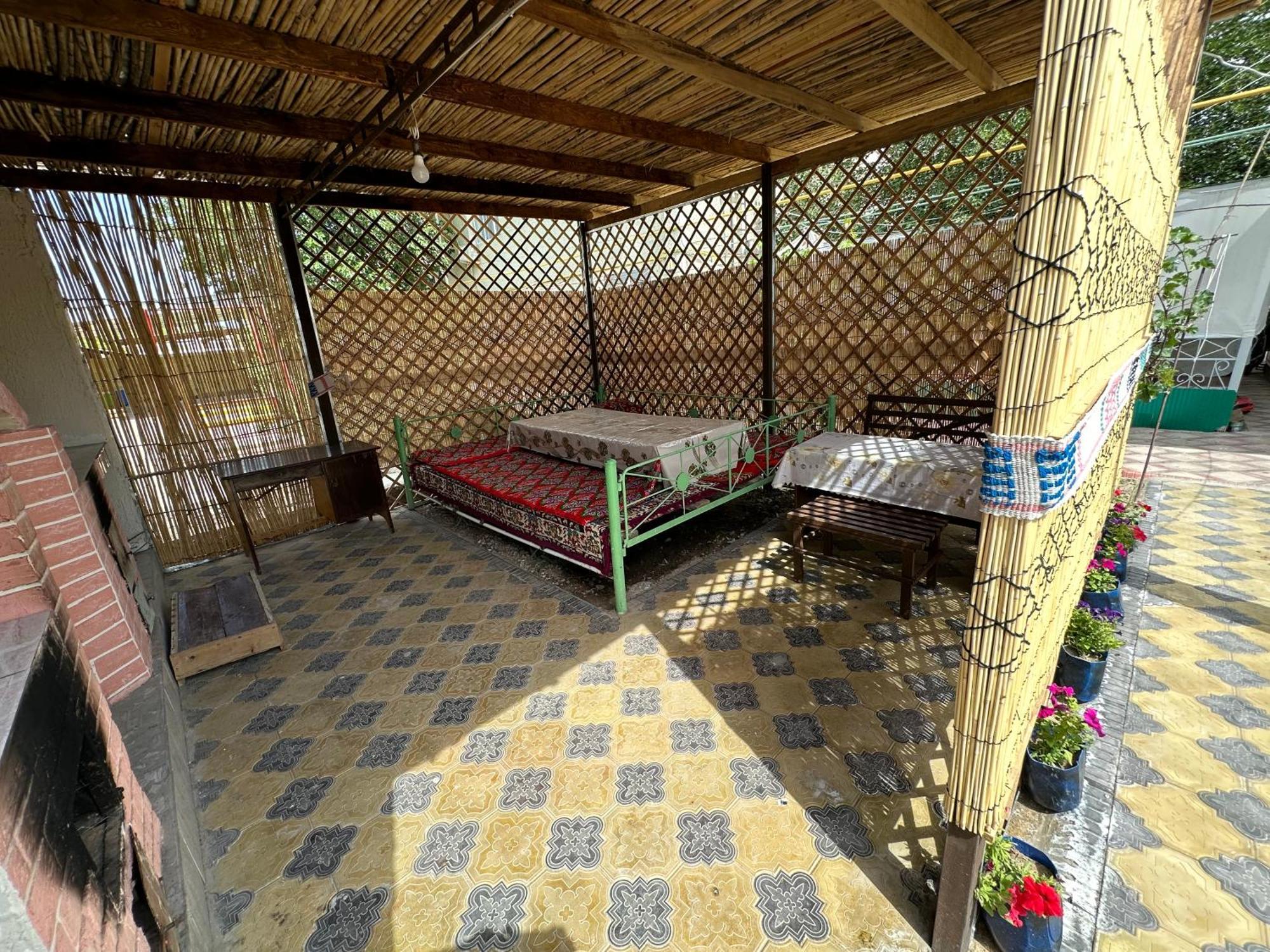 Guest House "Nika", Nukus Zewnętrze zdjęcie