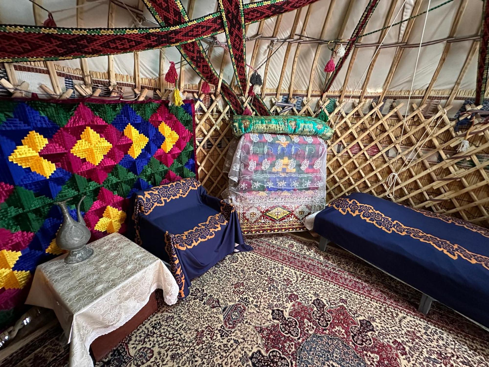 Guest House "Nika", Nukus Zewnętrze zdjęcie